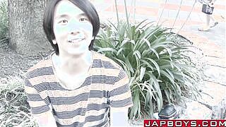 Young Japanese twink Fuji forms sixtynine before anal fuck